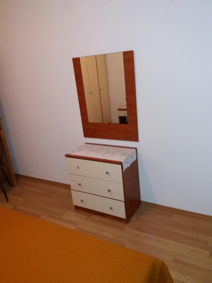 Apartment Viktoria Primosten Luaran gambar