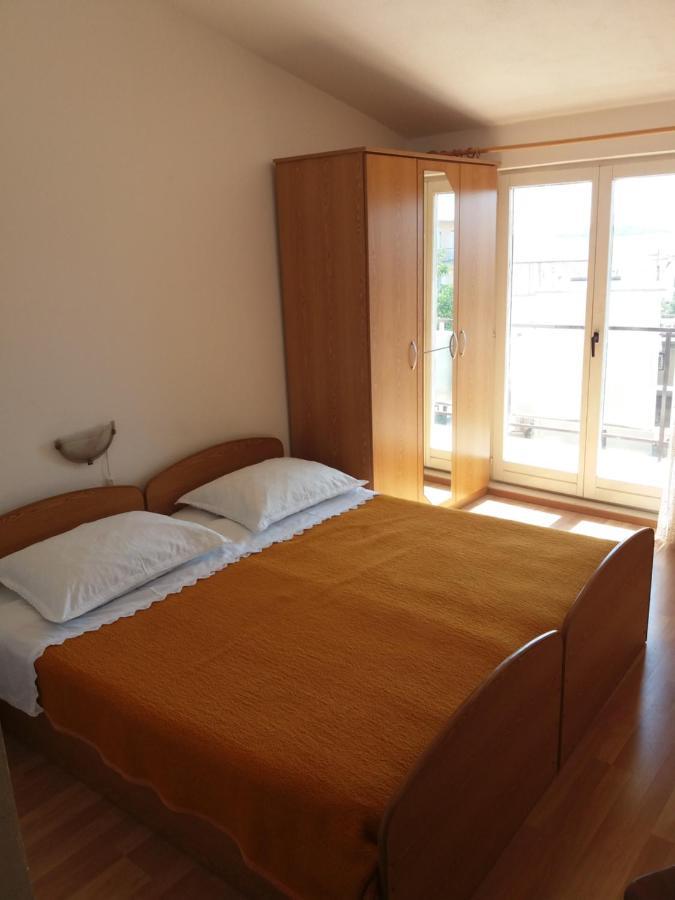 Apartment Viktoria Primosten Luaran gambar