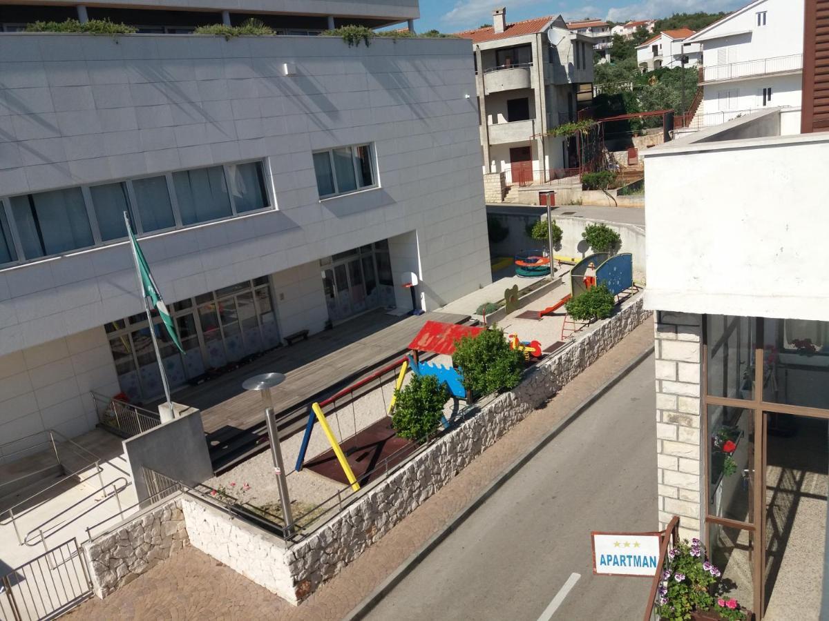 Apartment Viktoria Primosten Luaran gambar